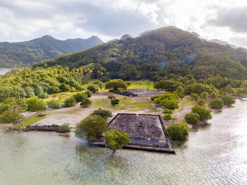 Marae Taputapuatea